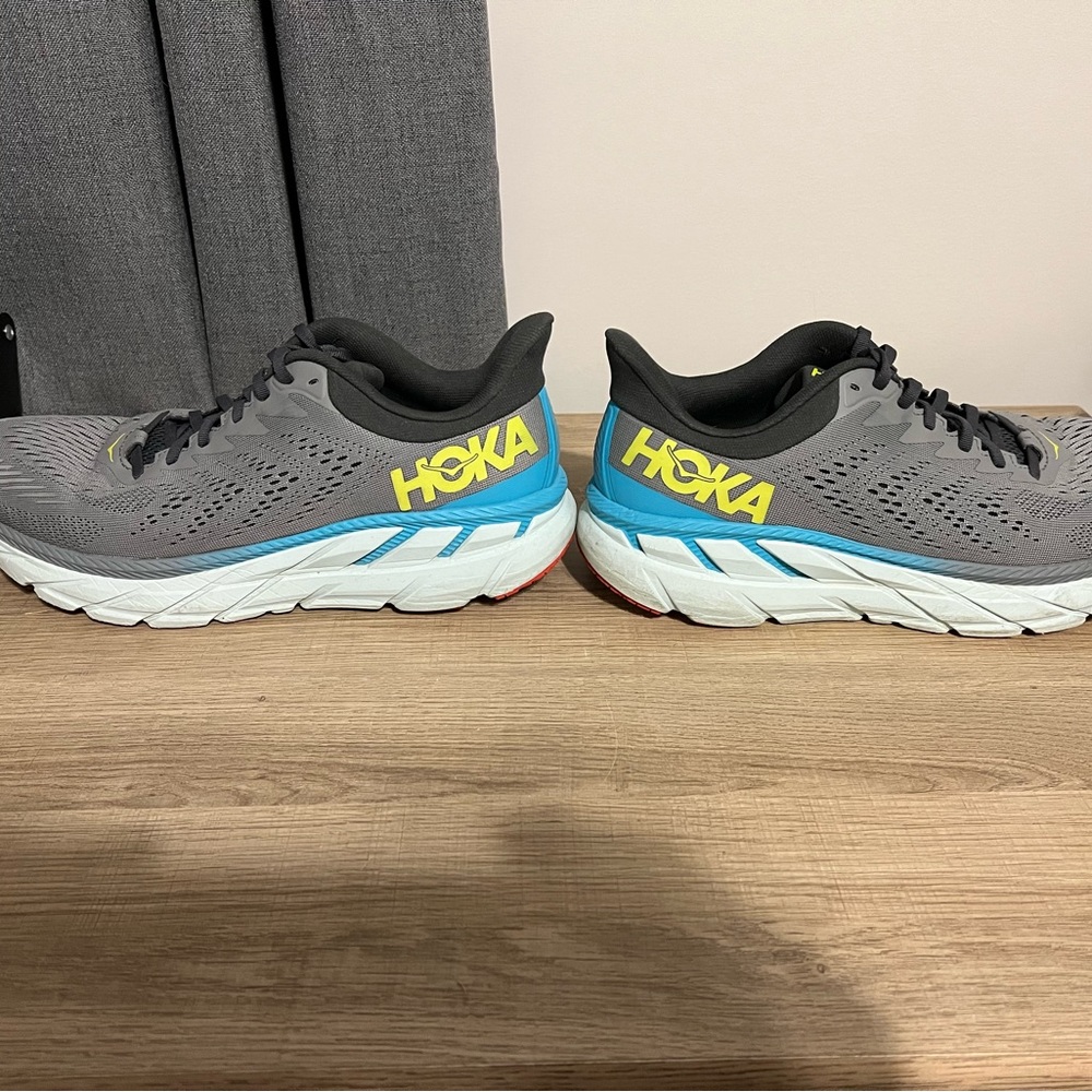 Men’s Hoka Clifton 7 Size 11 Gray